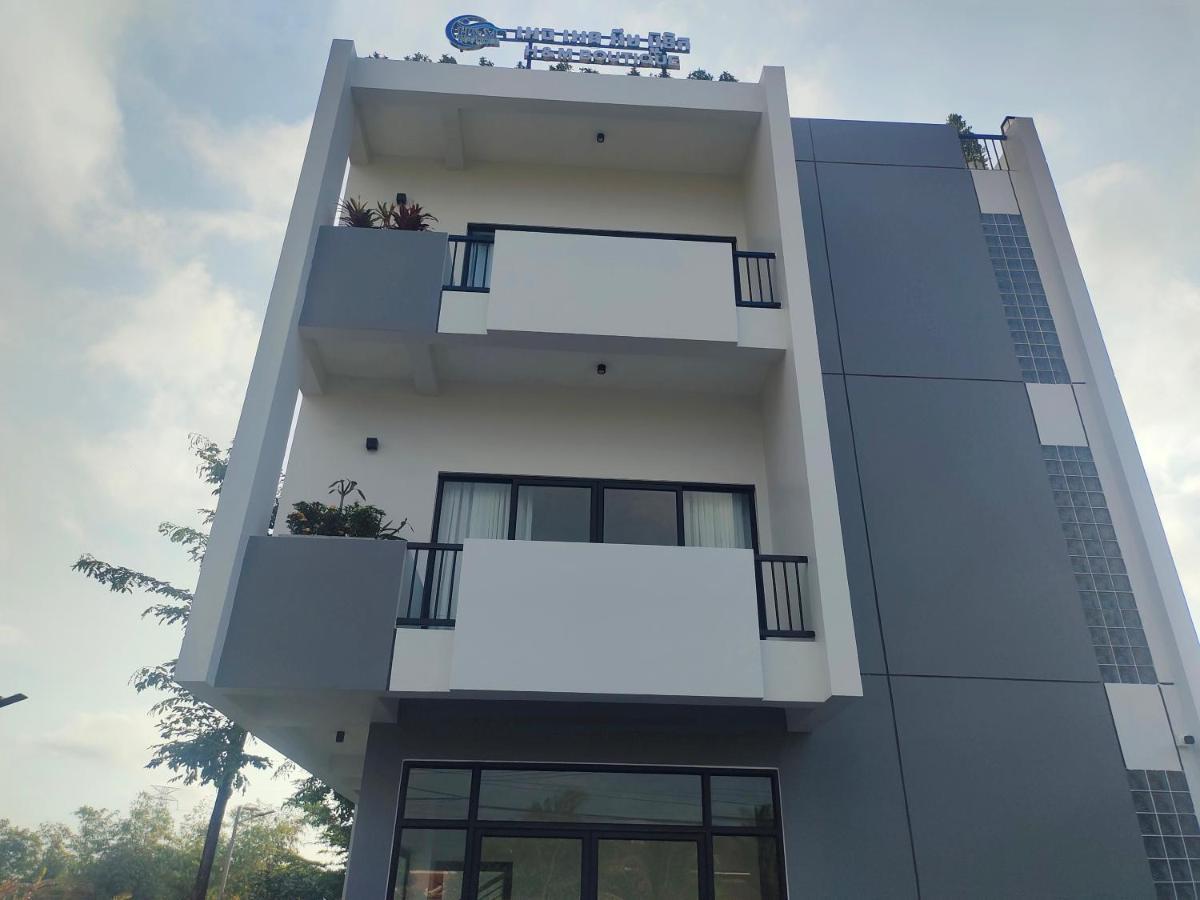 H&M Boutique Hotel Kampot Exterior foto